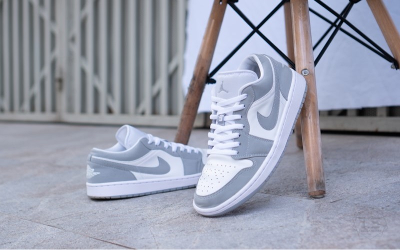 Giày Nike Air Jordan 1 Low Wolf Grey