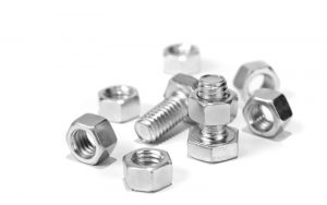 phân loại bulong m10 dựa trên vật liệu sản xuất