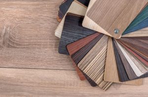 chất liệu in menu gỗ công nghiệp